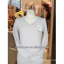 V neck sweater knitted element